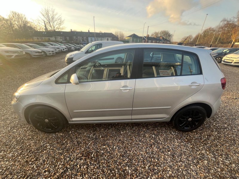 VOLKSWAGEN GOLF PLUS