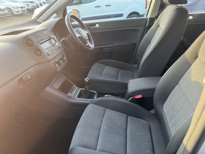VOLKSWAGEN GOLF PLUS