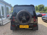 LAND ROVER DEFENDER 110