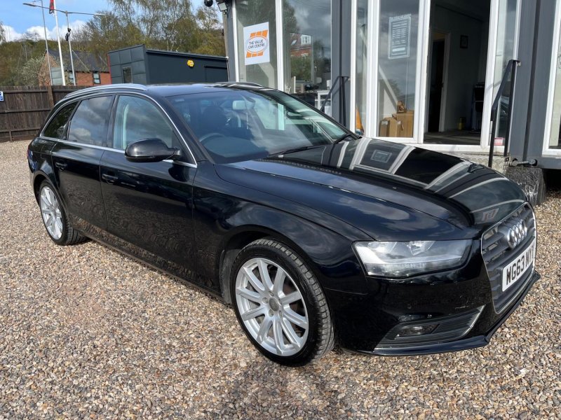 AUDI A4 AVANT