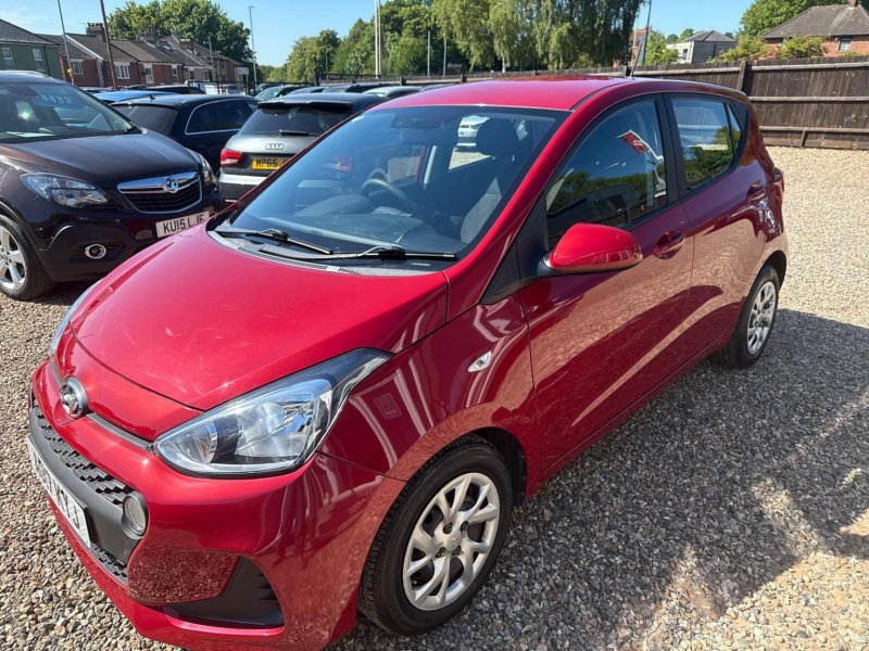 HYUNDAI I10