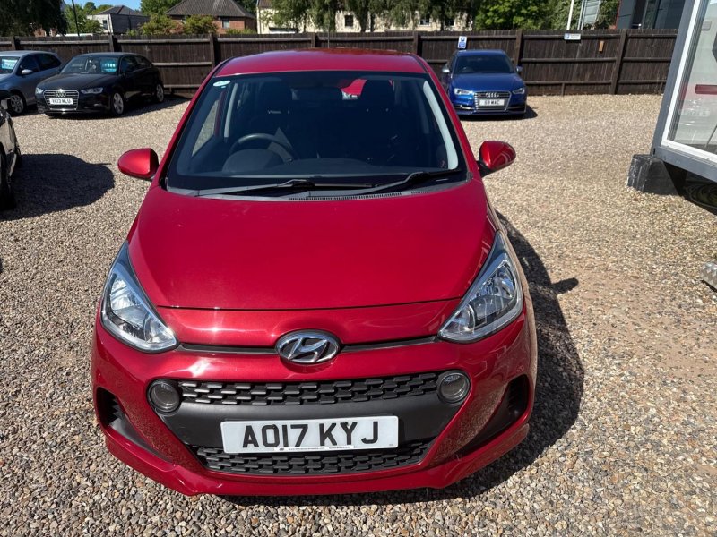 HYUNDAI I10