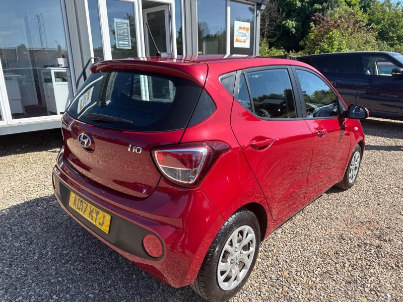 HYUNDAI I10