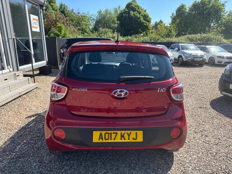 HYUNDAI I10