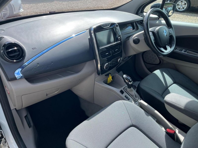 RENAULT ZOE