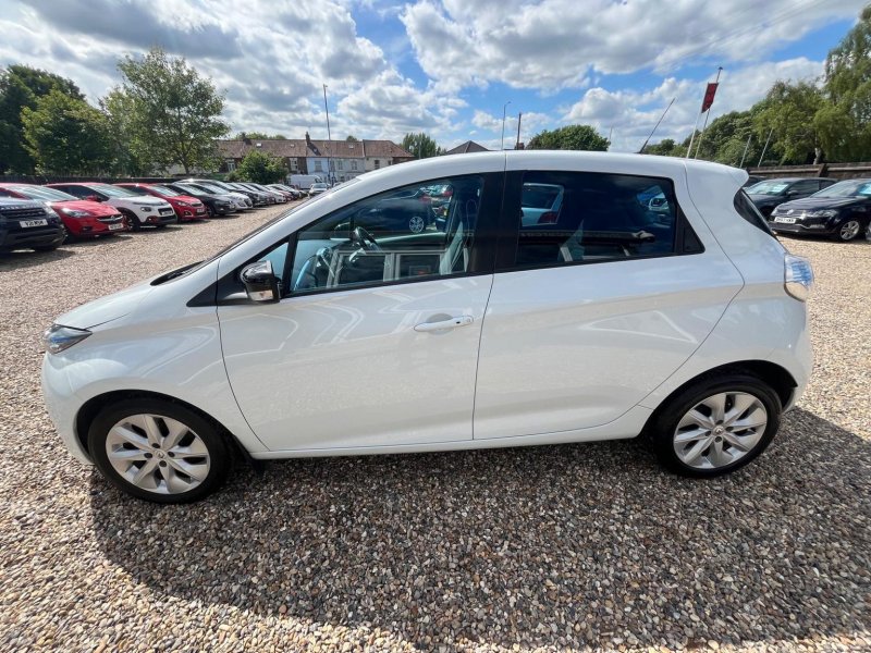 RENAULT ZOE